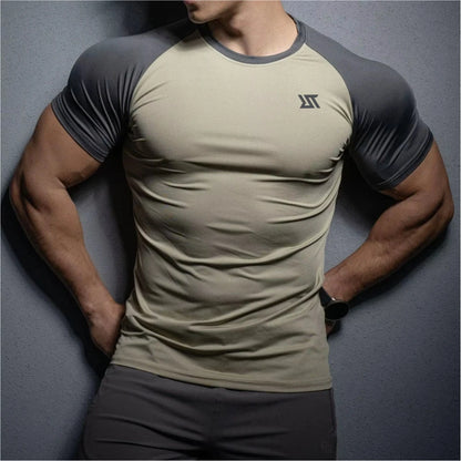 Lauvq™ RightTrack Tee